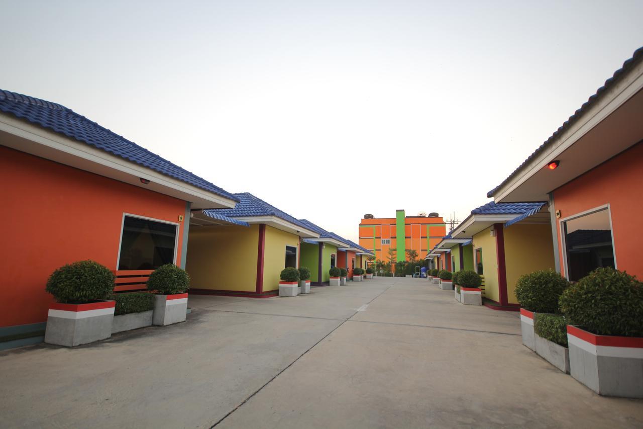 Windsor Resort Lopburi Luaran gambar
