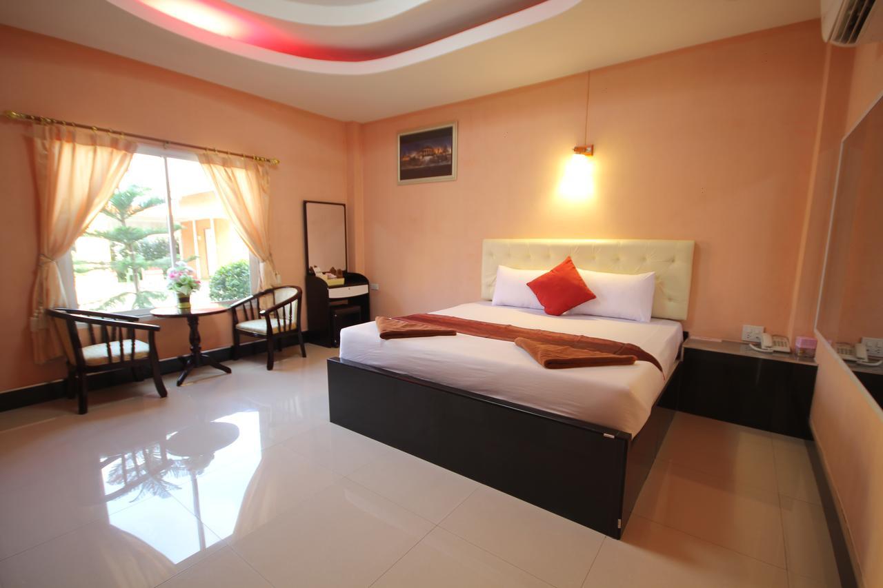 Windsor Resort Lopburi Luaran gambar