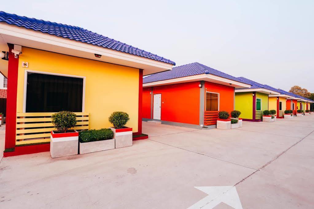 Windsor Resort Lopburi Luaran gambar