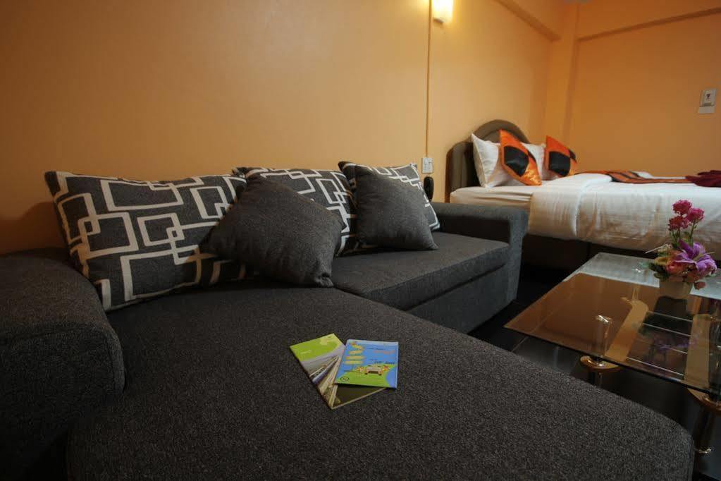 Windsor Resort Lopburi Luaran gambar